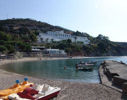 ISTRON BAY
